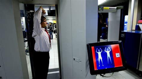 Full body scanner Airport - Trip to Airport