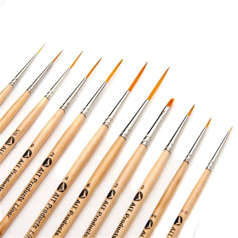 Amazon.com: AIT Art Fine Detail Paint Brush Set - 11 Paint Brushes ...