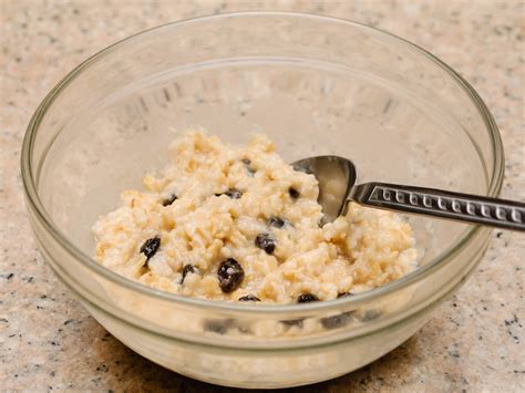 3 Ways to Make Microwave Oatmeal - wikiHow