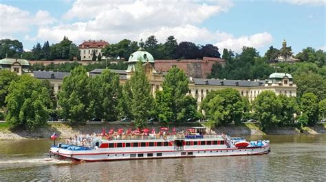 Prague River Cruise Selection - Livingprague.com