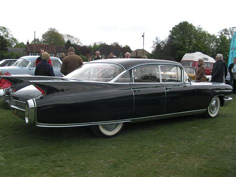 1960 Cadillac Fleetwood - Information and photos - MOMENTcar