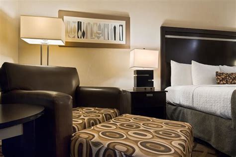 Best Western Plus Travel Hotel Toronto Airport Toronto | Bookonline.com