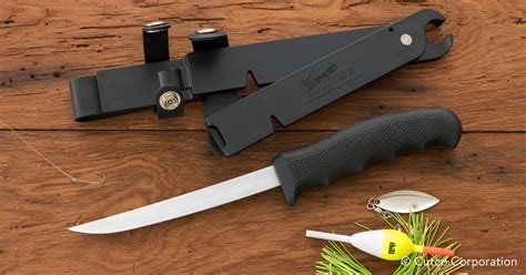 Fisherman’s Solution® | Fishing Knives & Fillet Knives by Cutco