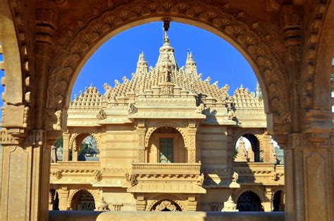 Palitana: Things to do at the historical Jain temples in Gujarat