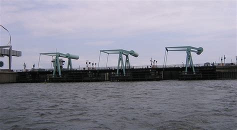 Cardiff Bay Barrage (Cardiff, 1999) | Structurae