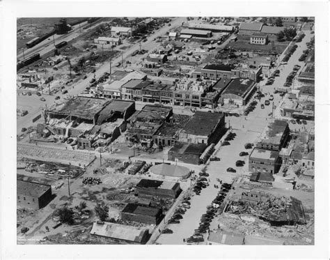 Pin by Royce Boyd on Pryor Creek Oklahoma Tornado 1942 | Photo studio ...