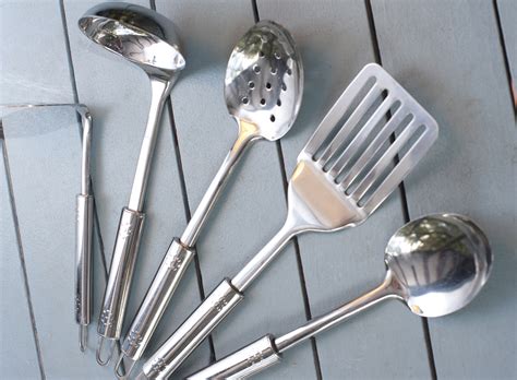 Set of metal kitchen utensils for cooking - Free Stock Image