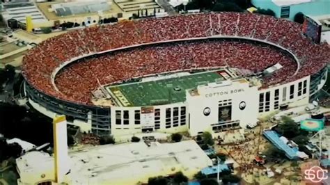 Playing OU-Texas at the Cotton Bowl Stadium adds to the rivalry