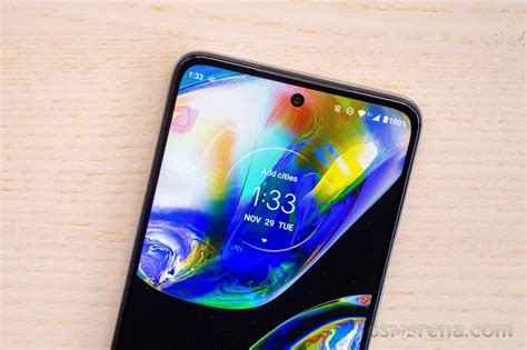 Motorola Moto G82 review: Design and build