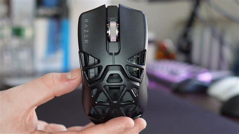 Razer Viper Mini Wireless Signature Edition Review! (SHOCKING ...