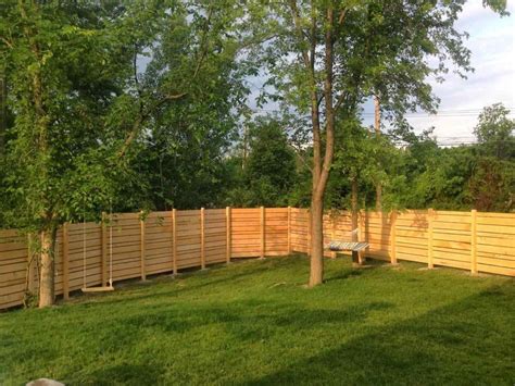 30+ Wood Fence Covering Ideas – HomeDecorish