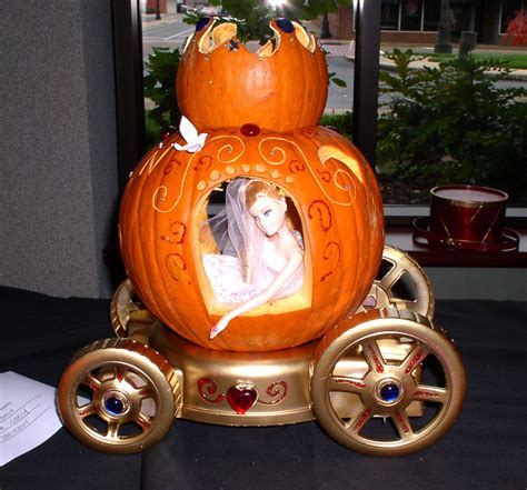 10+ Pumpkin Carving Contest Ideas – HOMYRACKS