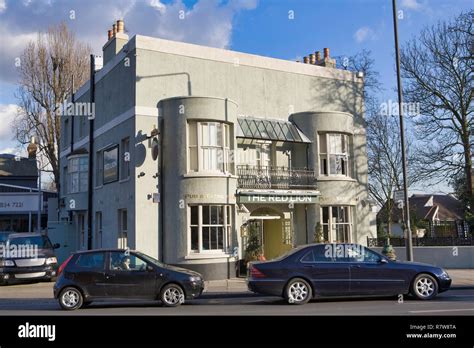 Red Lion Pub in Barnes, London, UK Stock Photo - Alamy