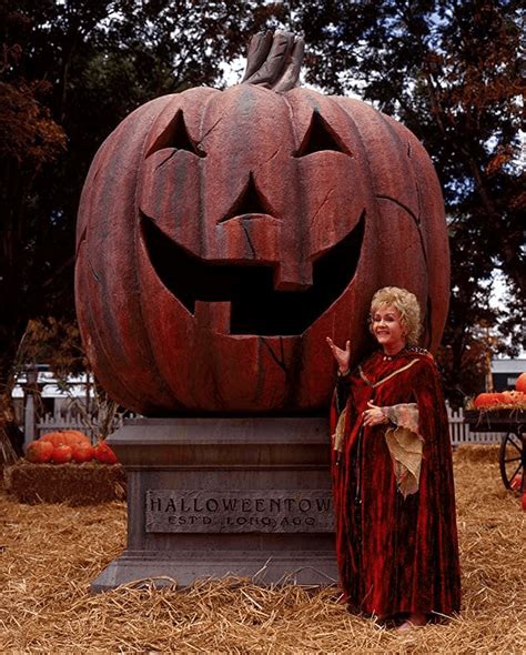 Halloweentown Wallpapers - Top Free Halloweentown Backgrounds ...