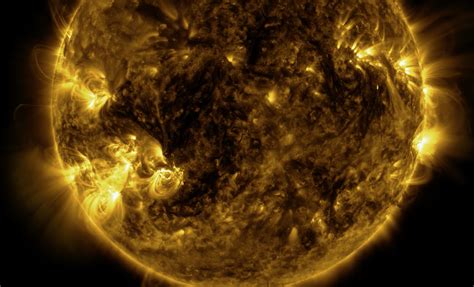 NASA reveals beautiful 4K video footage of the sun - CBS News