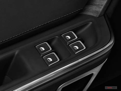 2023 Rivian R1T: 31 Interior Photos | U.S. News