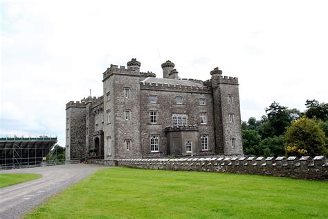 Slane Castle - Irish Concert Travel