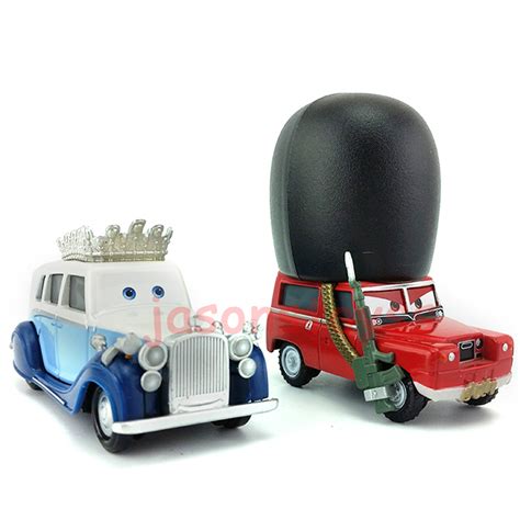 Mattel Disney Pixar Cars 2 The queen & Sgt Highgear London Guard ...