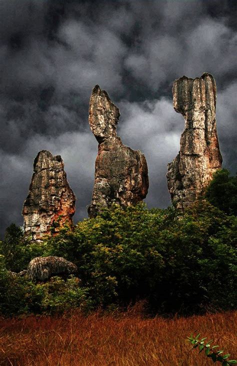 stone forest ,Kunming,Eastern china: | Global Nomads (Travel ...