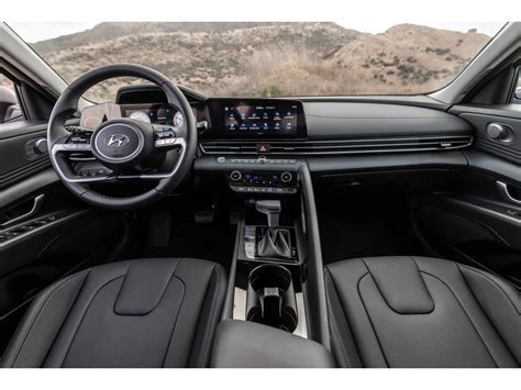 2023 Hyundai Elantra Hybrid: 22 Interior Photos | U.S. News