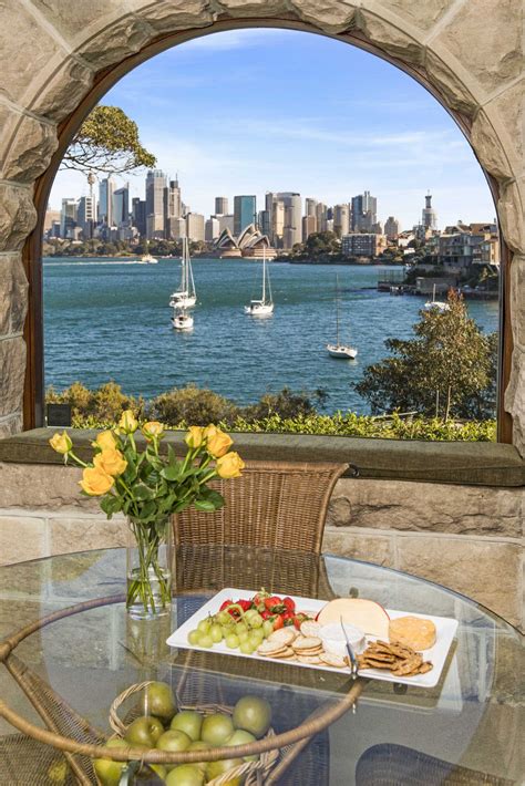 Sydney Harbour View Apartment features - Sydney Harbour View Apartment