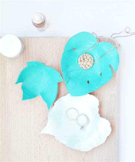 DIY Trinket Dishes