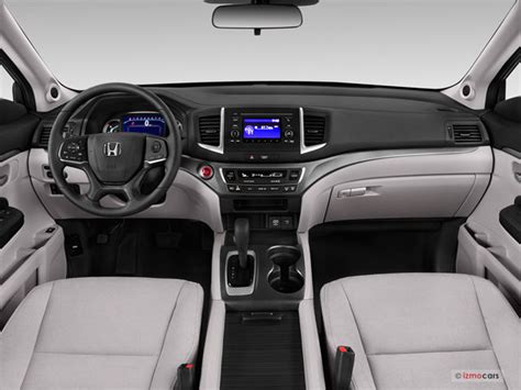 2019 Honda Pilot: 89 Interior Photos | U.S. News