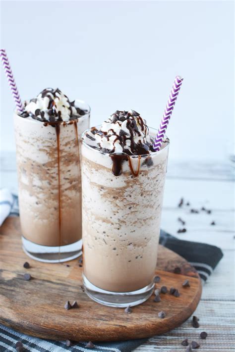 Homemade Mocha Frappuccino Recipe with Chips and Syrup |YUM!