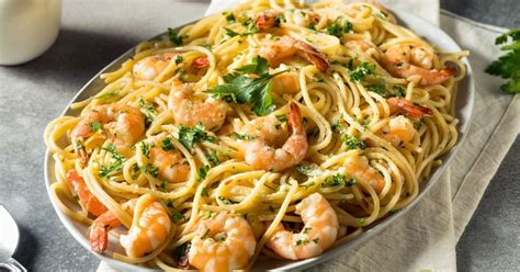 30 Easy Pasta Recipes for Weeknight Dinners - Insanely Good