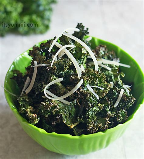 Spicy Parmesan Kale Chips | Its Yummi - Bites of food and life