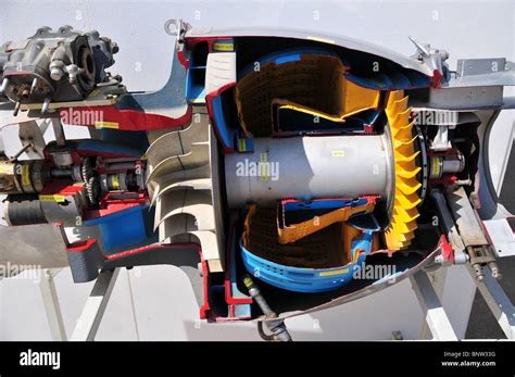 Cross section of a jet engine Stock Photo - Alamy