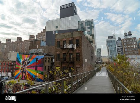 High Line Park, Manhattan New York City, USA Stock Photo - Alamy