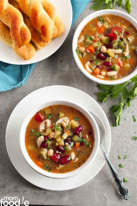 Olive Garden Minestrone Soup Recipe Copycat - Mom Foodie