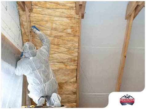 Good Attic Insulation: What Can It Do for Your Home Roof?