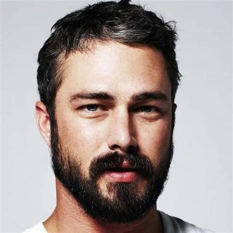 28 Cool Beard Styles for Round Face