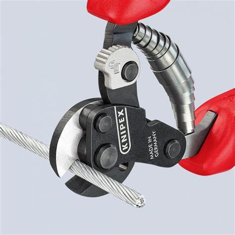 KNIPEX wire rope cutters: 30% easier cutting of high