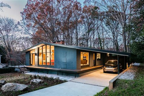 A Mid-Century Modern Recreation: Ocotea House Renovation in Raleigh