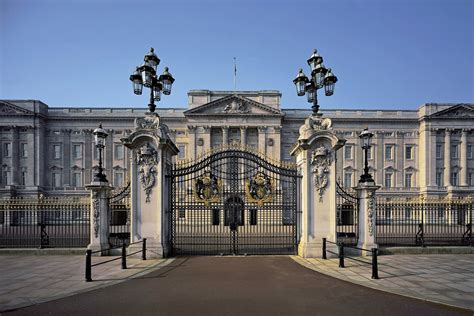 Buckingham Palace: ultimate guide to London's royal residence - Time ...