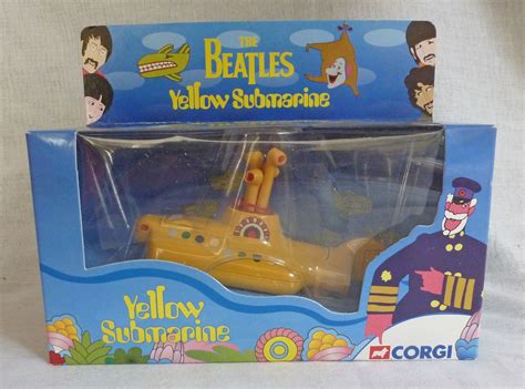 Rockertron Toys. Corgi Toys CC05801 "The Beatles" Yellow Submarine