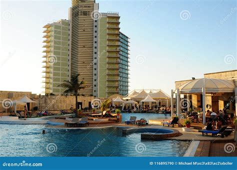 Cuba: Luxury Hotelpool in Havanna City Editorial Image - Image of ...