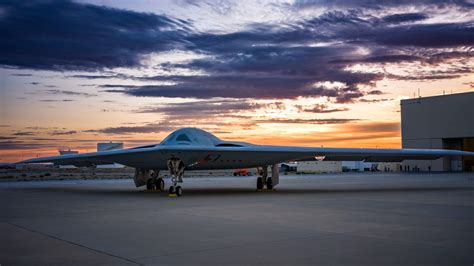 B-21 Raider takes first flight - [Staging] BreakingDefense