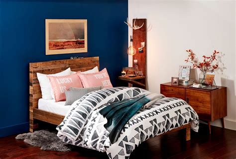 DIY Bedroom Decor Ideas | Home Design Adivisor