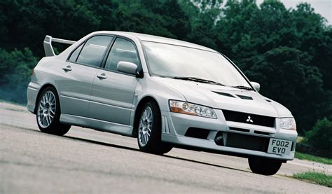 Mitsubishi Lancer Evolution VII - review, history, prices and specs | evo