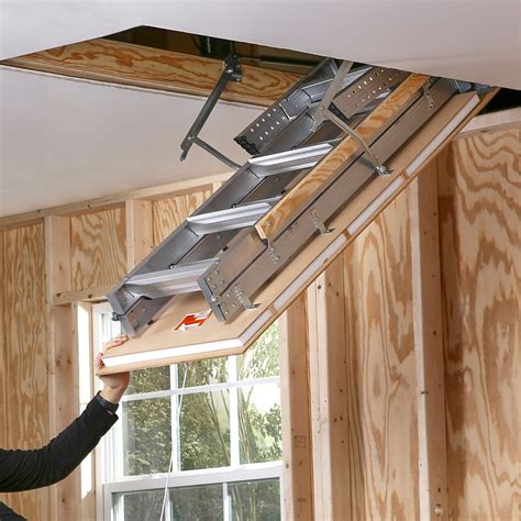 Perfect Century Attic Ladders Elite 7.67-ft to 10.25-ft Type IAA ...