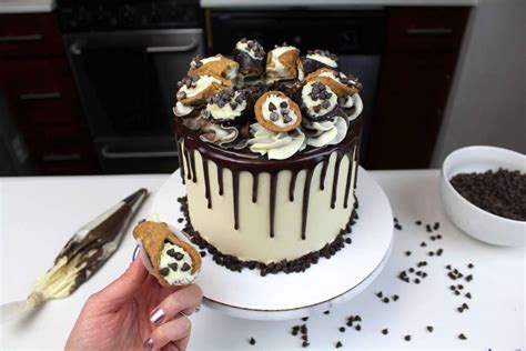 Chocolate Chip Cannoli Cake – Chelsweets