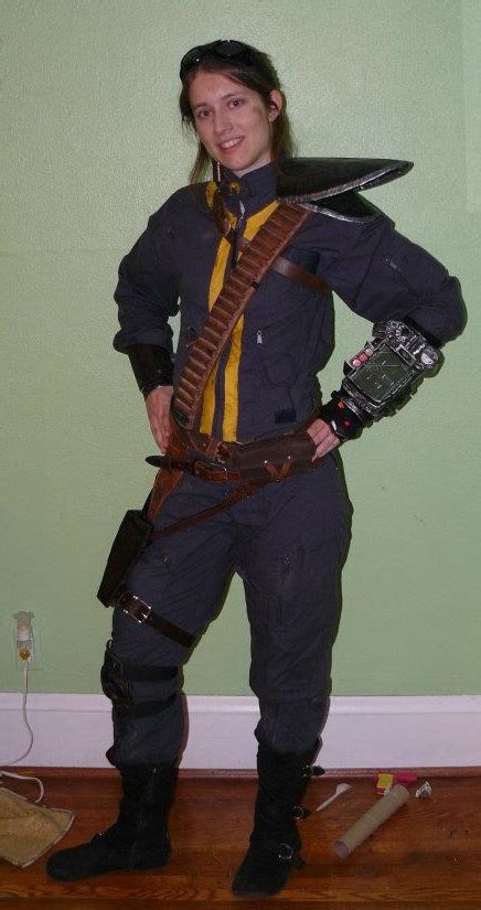 Fallout 3 Armored Vault Suit Cosplay Front by SilverIceDragon1 on ...