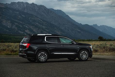 2022 GMC Acadia Denali Now Offers Black Diamond Edition - The News Wheel