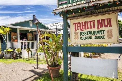 Tahiti Nui: An Underrated Tiki Bar In Hawaii