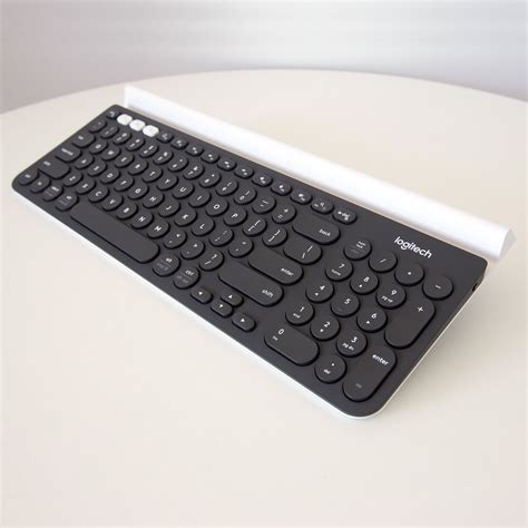 Logitech K780 Multi-Device Wireless Keyboard: A Wireless Keyboard that ...