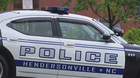 Hendersonville narrows police chief choices to 2